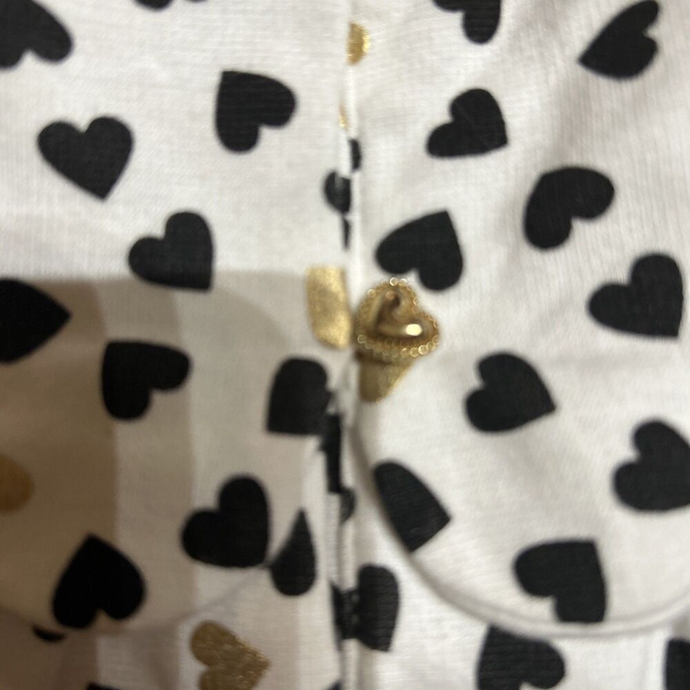 Cupcakes and Cashmere Baby Girl Dress 3-6M Heart Gold Scalloped Bow Sleeve NWOT - Picture 3 of 6